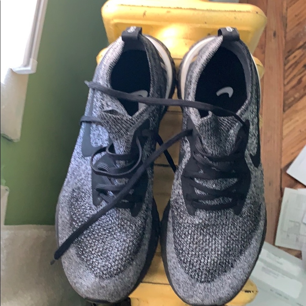 Sneakers - Picture 2 of 2
